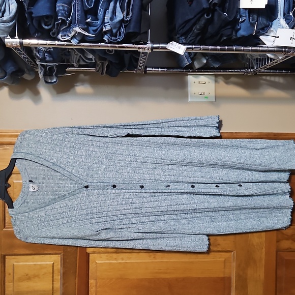 Anthropologie Akemi + Kin Chateaux Ribbed Button-Up Long Cardigan - Picture 6 of 14